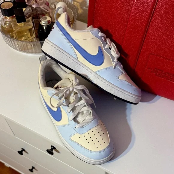 Nike | Shoes | Nike Cream And Blue Casual Sneakers | Poshmark